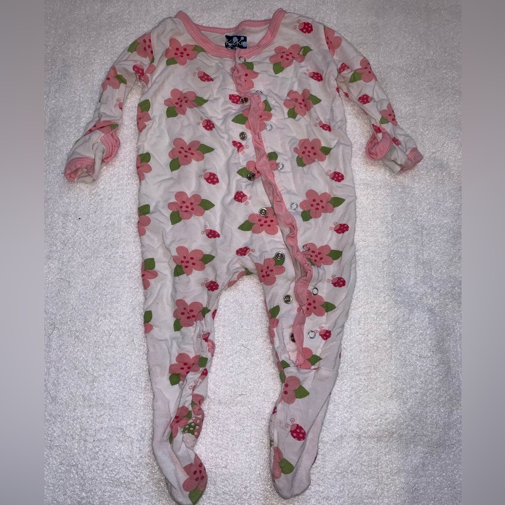 3-6m Kickee pants footies